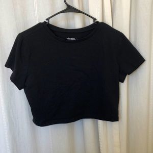 Black t-shirt crop top